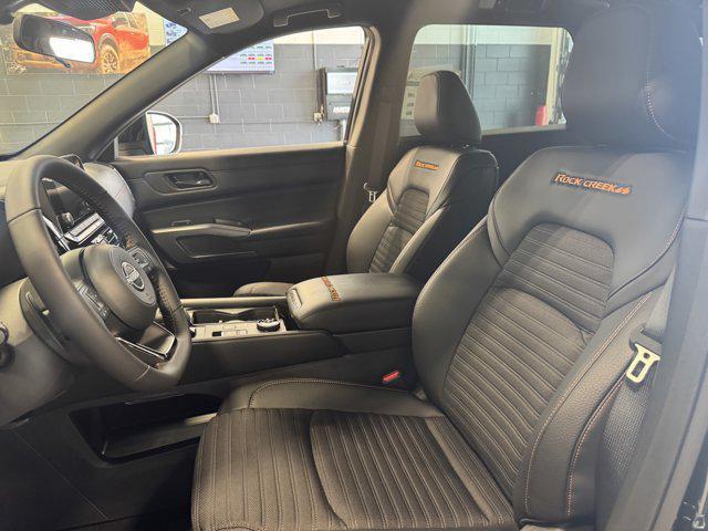 new 2025 Nissan Pathfinder car, priced at $44,678