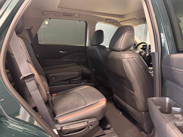 new 2025 Nissan Pathfinder car, priced at $52,847