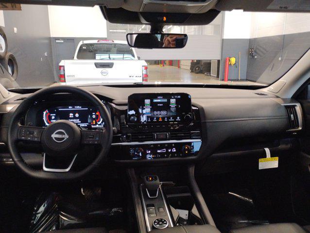 new 2025 Nissan Pathfinder car, priced at $52,469