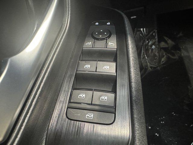 new 2025 Nissan Kicks car, priced at $29,084