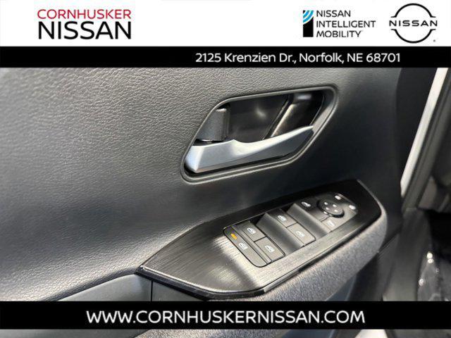 new 2025 Nissan Kicks car, priced at $27,458