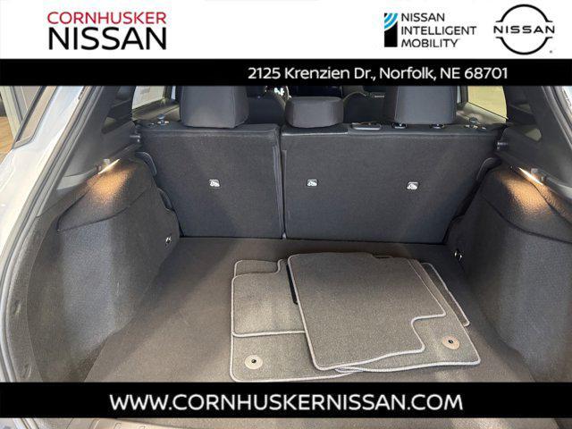 new 2025 Nissan Kicks car, priced at $27,458