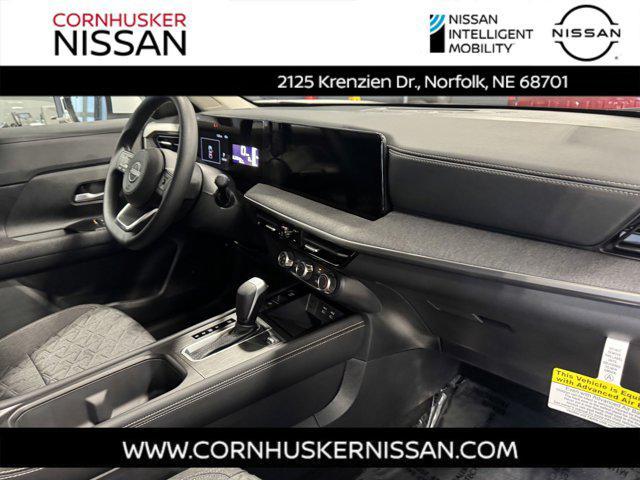 new 2025 Nissan Kicks car, priced at $27,458
