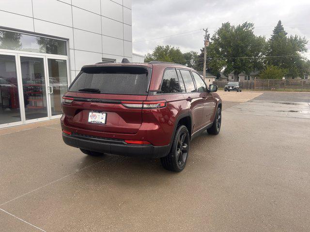 used 2022 Jeep Grand Cherokee car, priced at $34,990