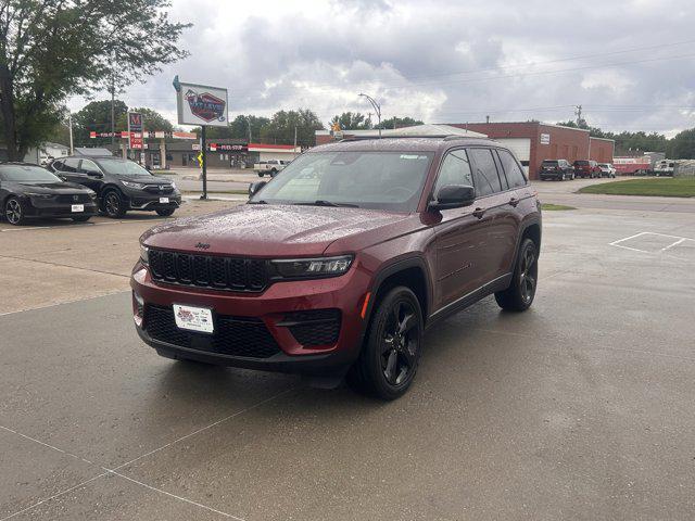 used 2022 Jeep Grand Cherokee car, priced at $34,990