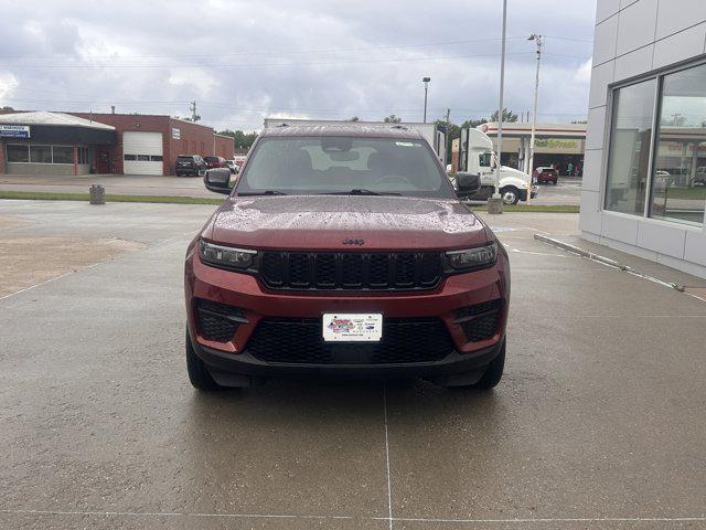 used 2022 Jeep Grand Cherokee car, priced at $34,990