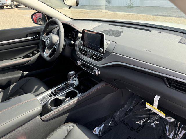 new 2025 Nissan Altima car, priced at $31,517