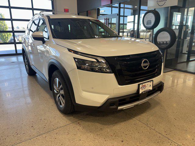 new 2025 Nissan Pathfinder car, priced at $47,525
