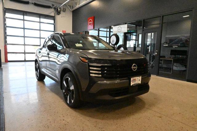new 2025 Nissan Kicks car, priced at $29,499