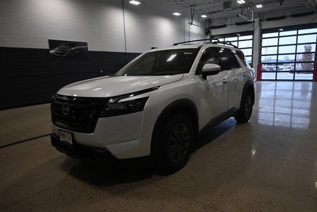 new 2025 Nissan Pathfinder car, priced at $45,289