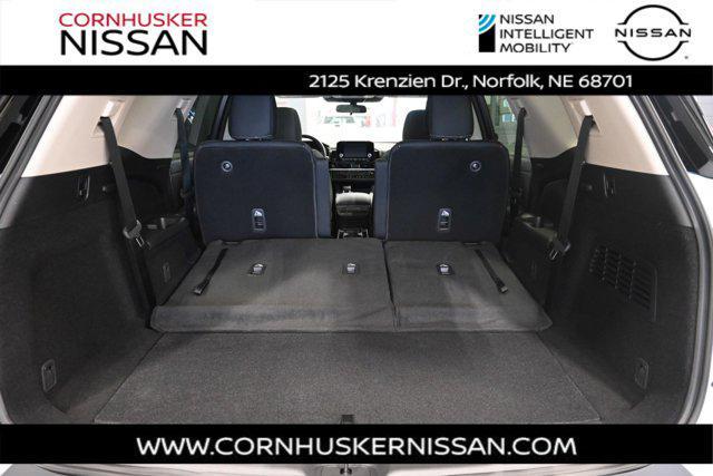 new 2025 Nissan Pathfinder car, priced at $44,539