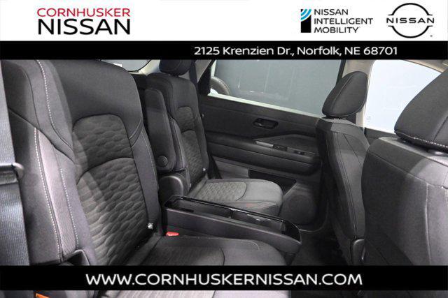 new 2025 Nissan Pathfinder car, priced at $44,539
