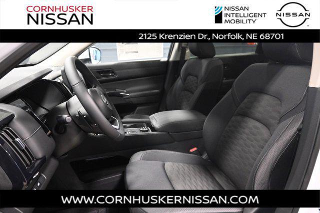 new 2025 Nissan Pathfinder car, priced at $44,539
