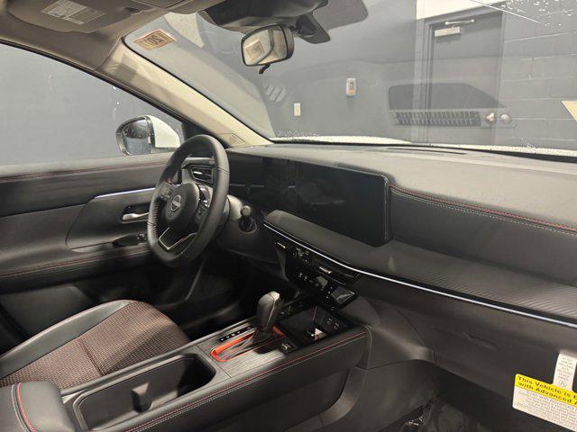 new 2025 Nissan Kicks car, priced at $29,566