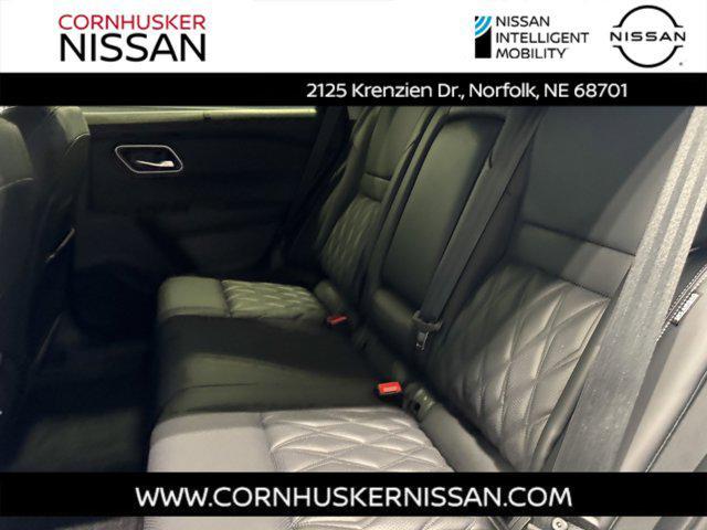 new 2025 Nissan Rogue car, priced at $44,206