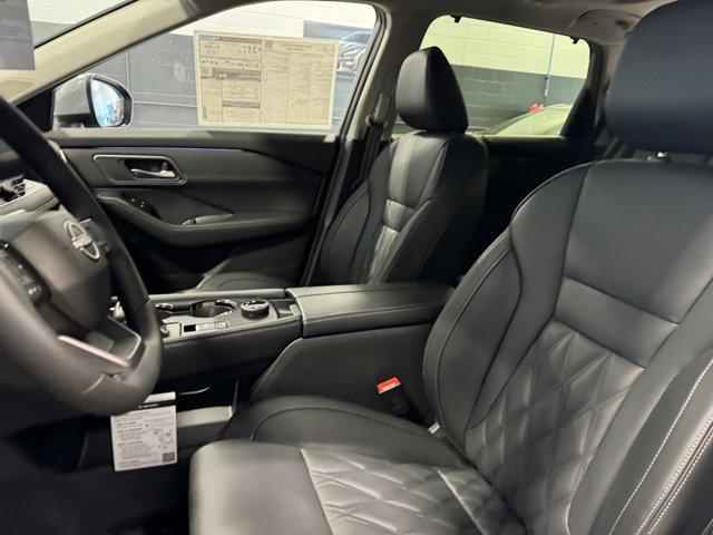new 2025 Nissan Rogue car, priced at $44,206