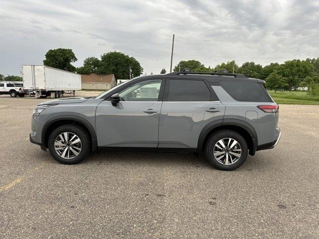 new 2024 Nissan Pathfinder car, priced at $46,195