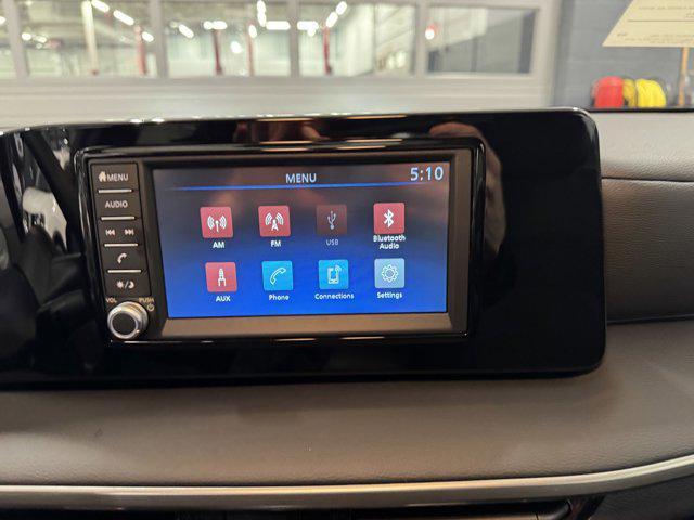 new 2025 Nissan Kicks car, priced at $25,089