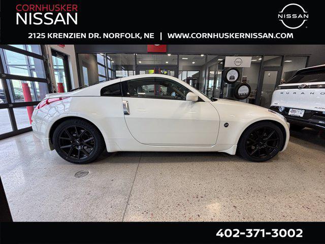 used 2004 Nissan 350Z car, priced at $19,990