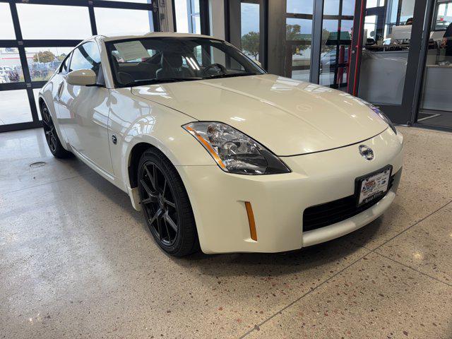 used 2004 Nissan 350Z car, priced at $19,990