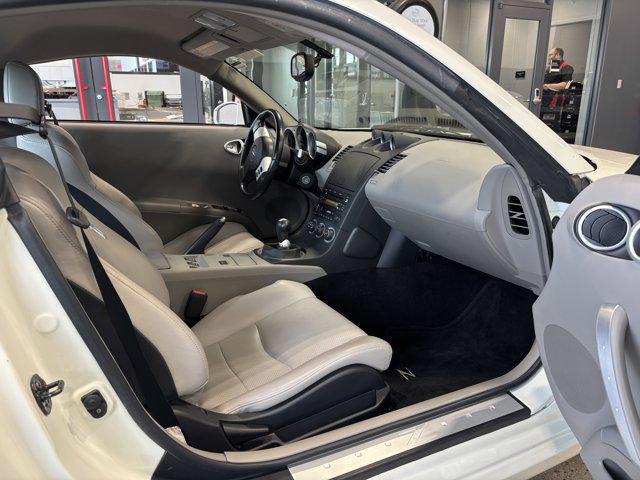 used 2004 Nissan 350Z car, priced at $19,990