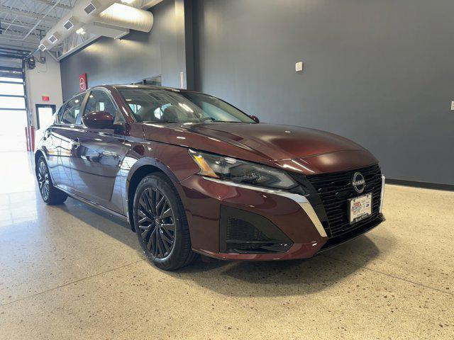 new 2025 Nissan Altima car, priced at $29,377