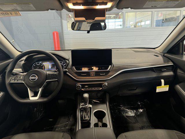 new 2025 Nissan Altima car, priced at $29,377
