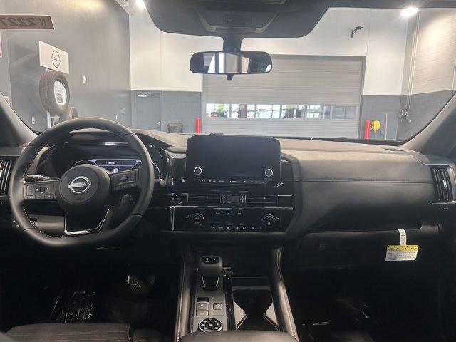 new 2025 Nissan Pathfinder car, priced at $44,678
