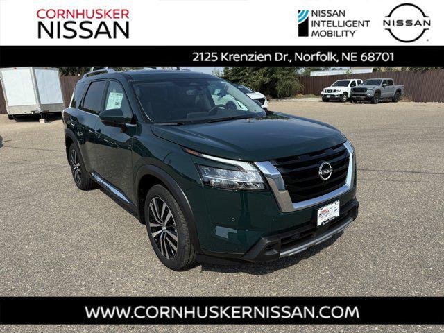 new 2024 Nissan Pathfinder car, priced at $50,430