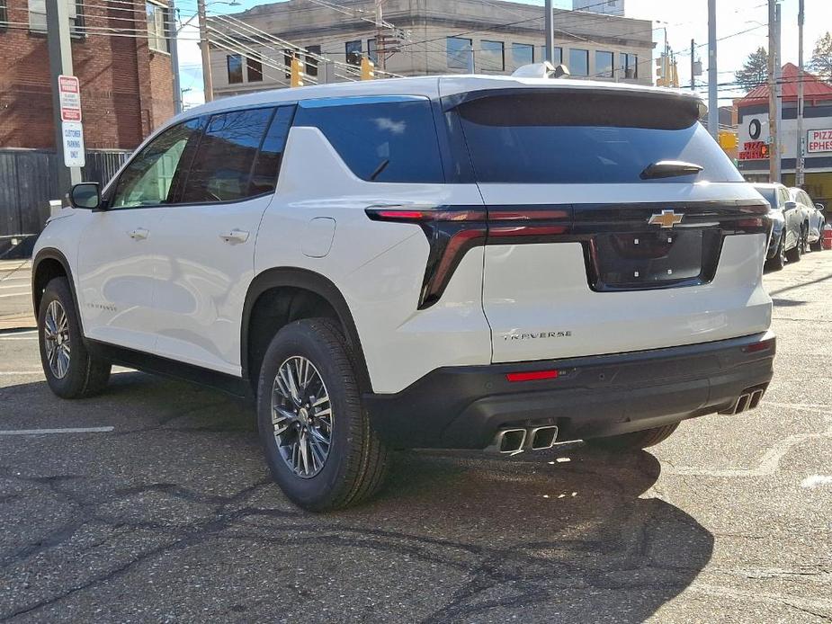 new 2024 Chevrolet Traverse car, priced at $38,995