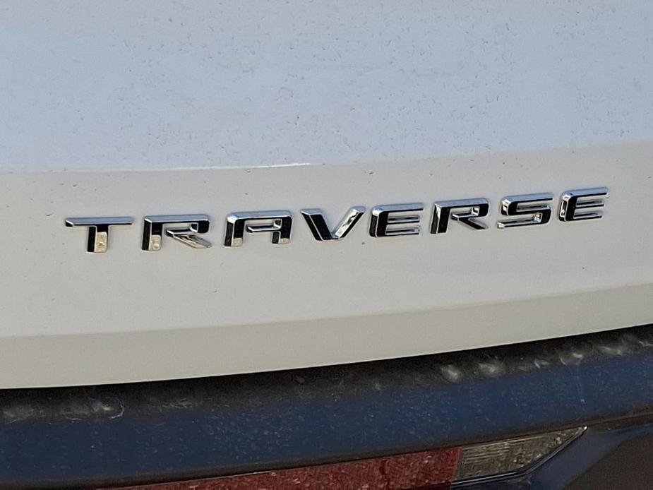 new 2024 Chevrolet Traverse car, priced at $38,995