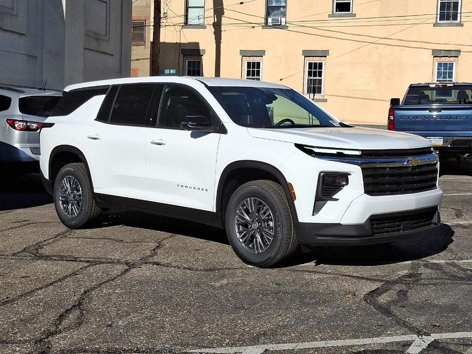 new 2024 Chevrolet Traverse car, priced at $38,995