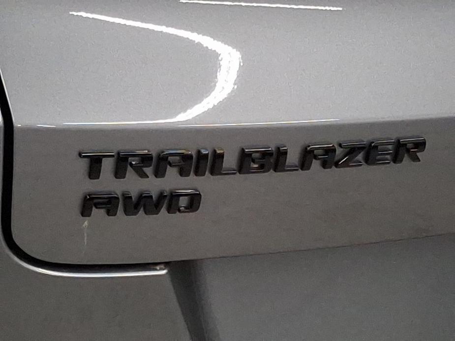 new 2025 Chevrolet TrailBlazer car, priced at $32,435