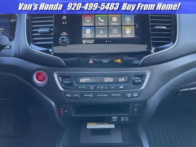 used 2022 Honda Pilot car, priced at $33,995