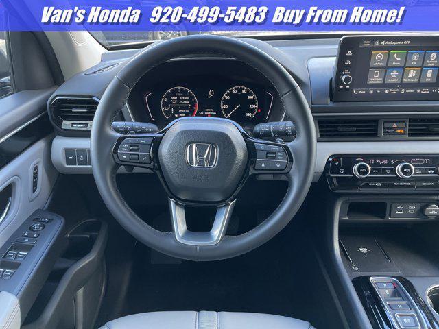 used 2025 Honda Pilot car, priced at $43,699