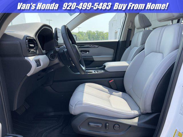 used 2025 Honda Pilot car, priced at $49,995