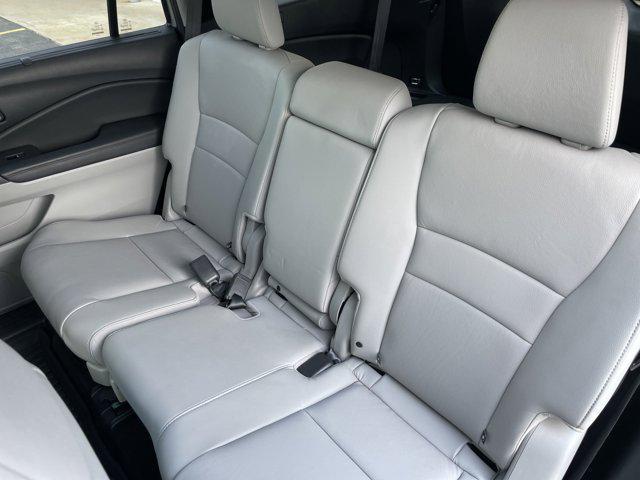 used 2022 Honda Pilot car, priced at $35,395