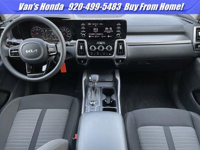 used 2023 Kia Sorento car, priced at $25,555