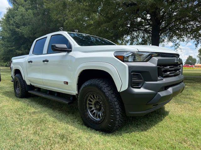 new 2025 Chevrolet Colorado car, priced at $45,150