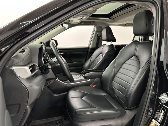used 2022 Toyota Highlander car, priced at $38,000