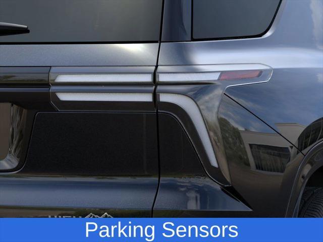 new 2025 Chevrolet Traverse car, priced at $55,091