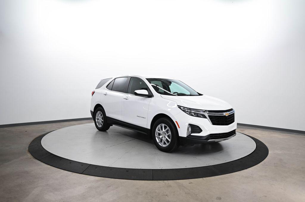 used 2022 Chevrolet Equinox car, priced at $23,300