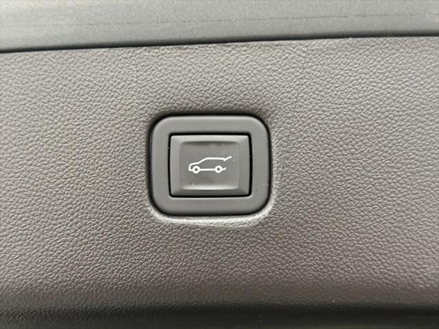 used 2023 Chevrolet Blazer car, priced at $26,900