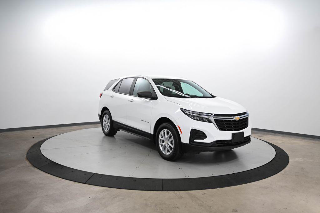 used 2022 Chevrolet Equinox car, priced at $19,000