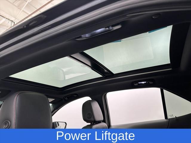 used 2022 Chevrolet Equinox car, priced at $24,000