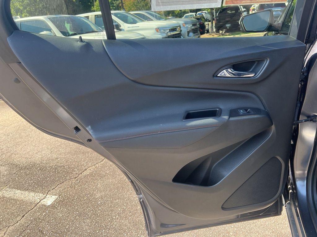 used 2022 Chevrolet Equinox car, priced at $23,000
