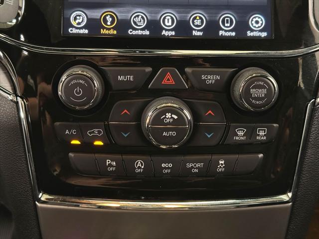 used 2022 Jeep Grand Cherokee car, priced at $28,000