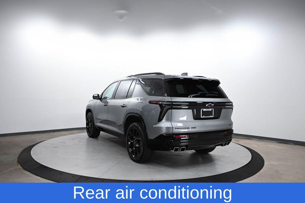 used 2024 Chevrolet Traverse car, priced at $53,001