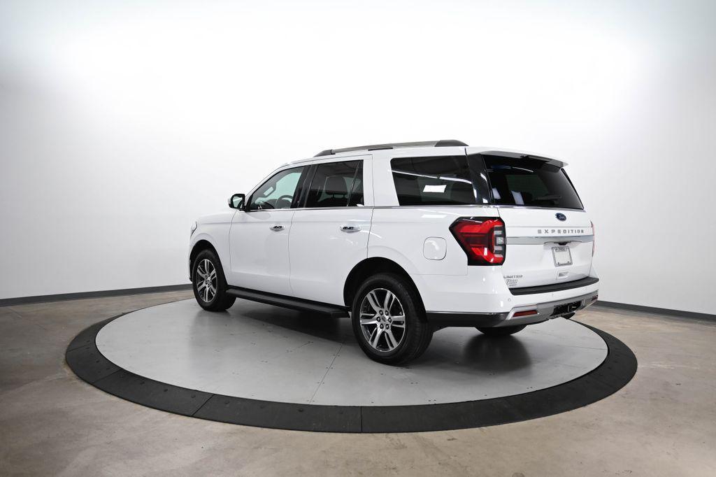 used 2024 Ford Expedition car, priced at $48,000