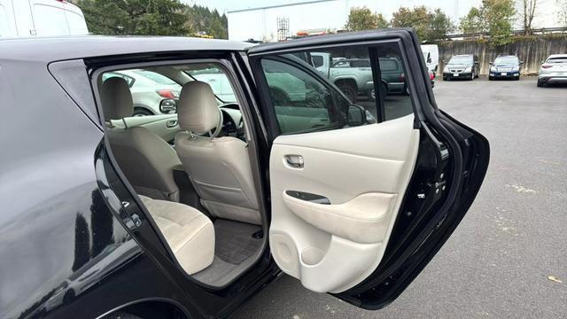 used 2012 Nissan Leaf car